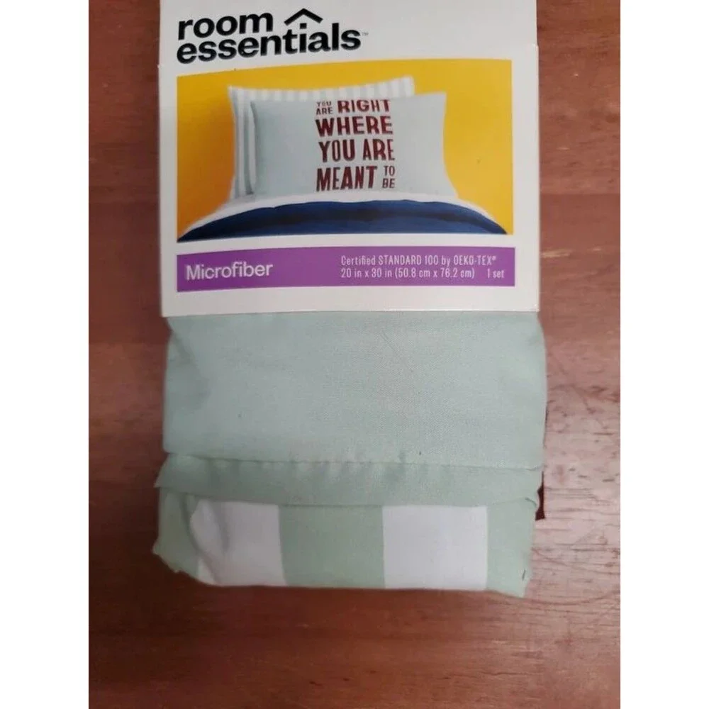 2 Pillowcases
